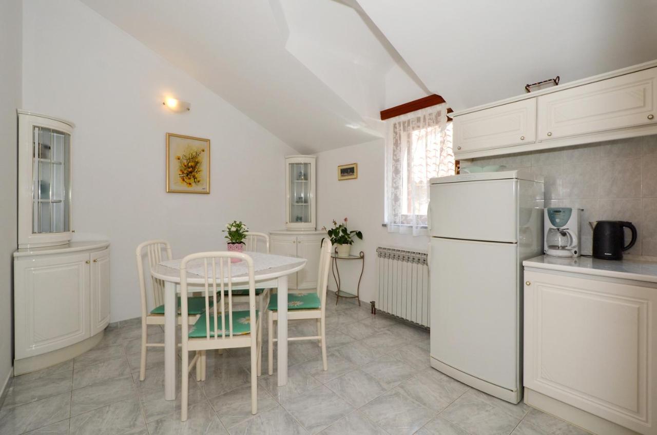 Apartmani Basic 1 Сплит Экстерьер фото