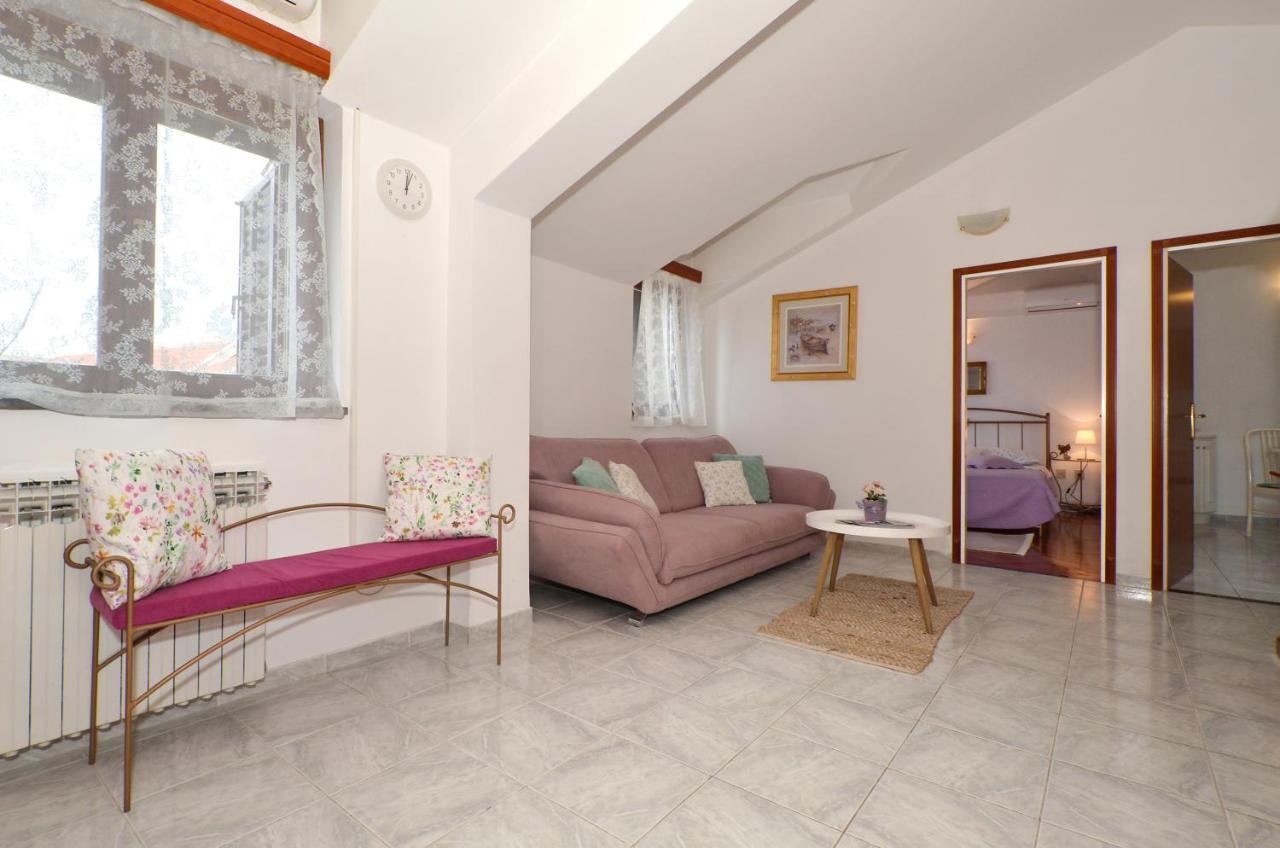 Apartmani Basic 1 Сплит Экстерьер фото